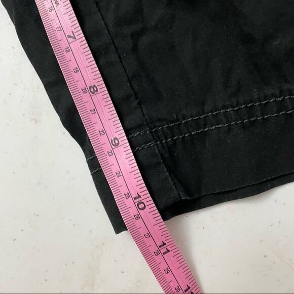 J.JILL Women’s Genuine Fit at Waist Bermuda Shorts Black w/ drawstring sz 8 - Picture 10 of 12